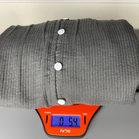 Faherty Charcoal Blouse - Picture 11 of 16